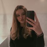 @lucy.simons.x__ - Instagram