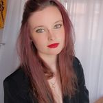 Lucy Skinner - @lucyskinnerxx - Instagram