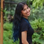 Menina do cabelo azul - @lucysousa__ - Instagram