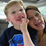 Lucy Tharp - @lilsis2five - Instagram