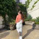 Lucy zuckerman - @sellingclothes726 - Instagram