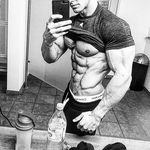 Luis Guillen - @luis_balboaa - Instagram
