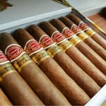 Luis Carlos Confra - @luis.lojadocharuto - Instagram