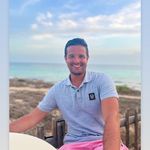 Luis Fernandez  - Revuelta - @luisit029 - Instagram