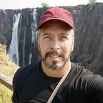 Luis Robertson - @luisbob2260 - Instagram