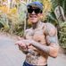 Luis Snow - Facebook