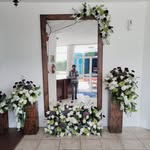 Luis Vasquez / Decoración floral - @luisvasquezfloraldesign - Instagram