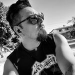Luis Vejar - @nosanto - Instagram