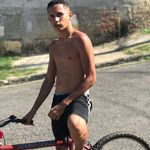 Luis walker - @luiswalker7756 - Instagram