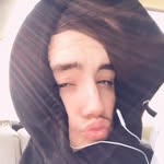 Luke Bentley - @blushh_shox - Instagram