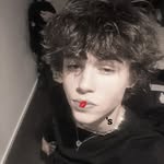 Luke ( Ryle Nott Fanpage ) - @swaansvng - Instagram