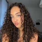 @luna.bates - Instagram