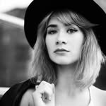 luna bates - @lunabates88 - Instagram