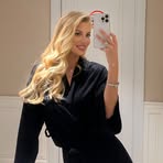 Luna Bennett - Facebook