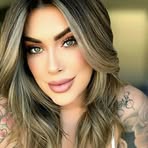Luna Bennett - Facebook
