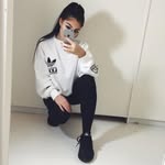 Luna Brooks - @masvagyok - Instagram