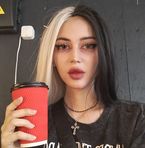 Luna Gray - Facebook