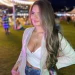 Luna Castañeda - @_lunaherrera - Instagram