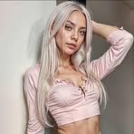 Luna Monroe - Facebook