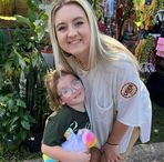 Luna Morris - Facebook