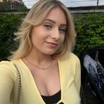 Luna Scott - Facebook