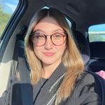 Luna Serrano - @_.lunaa_22 - Instagram