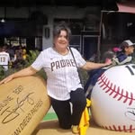 Lupe Lucero - @lupelucero30 - Instagram
