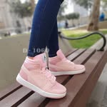 Luz Paez - @botas_jordanis_americana_ - Instagram