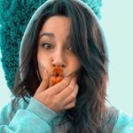 Luz Quiles - @bombillaquiless - Instagram