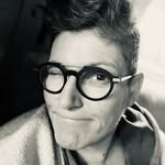 Lydia Andre - @pop_artly - Instagram