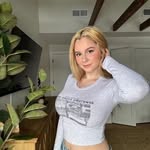Lydia Brown - @shortyyamii94 - Instagram