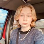 Lydia Coe - @lydia.coe.338 - Instagram
