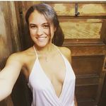 Lydia Corona - @lydiacorona32 - Instagram