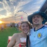 Lydia Cross - @lydiaacross - Instagram