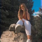 Lydia Hampton - @lydia.hampton26 - Instagram