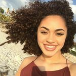 Lydia Jonas - @lydiajonas327 - Instagram