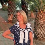 Lydia Pollard - @lilywoofandthepics - Instagram