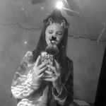 Lydia Wright - @yogurllid - Instagram