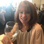 Lyn Farrell - @lynniefarrell - Instagram