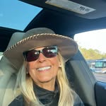 Lynda Gentry - @dezinr2323 - Instagram