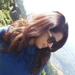 Lynda Van Hoff - @lynda_mirriam - Instagram