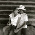 Lynda Stout Hurst - @country_mom_6 - Instagram