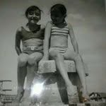 Lynda Khan - @lyndakhan - Instagram