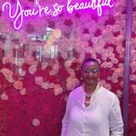 Lynda Lambert - @lyndalam1951 - Instagram