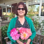 Linda Large - @mommalarge - Instagram