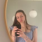 Lyndi - @lyndi.belle - Instagram