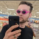 Lyndon James Hertz - @missile_hands - Instagram