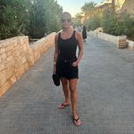 Lyndsey Wright - @lyndsey_dryell - Instagram