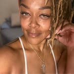 Lynette Askew - @laskq - Instagram