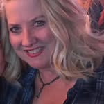 Lynette Finley Larrabee - @lynette_qbee - Instagram